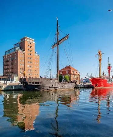 Aparthotel Im Ohlerich Speicher In Mit Stadt -und Meerblick 4*