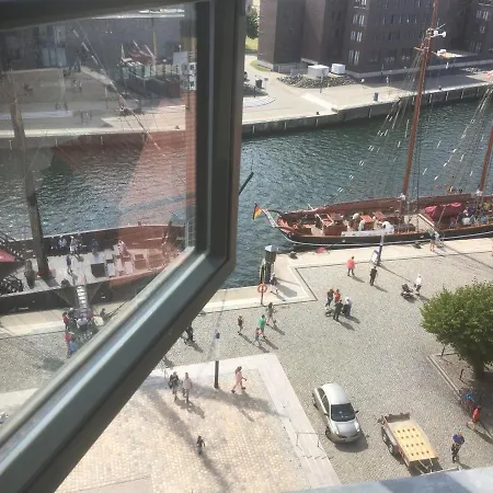 Im Ohlerich Speicher In Mit Stadt -und Meerblick Apartahotel