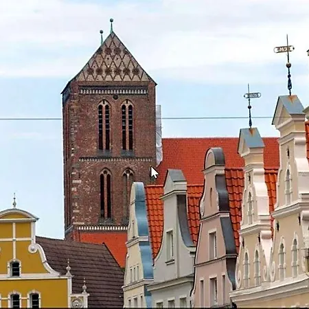 Aparthotel Im Ohlerich Speicher In Mit Stadt -und Meerblick 4*